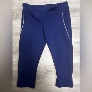 Lululemon Cropped Leggings Medium Blue